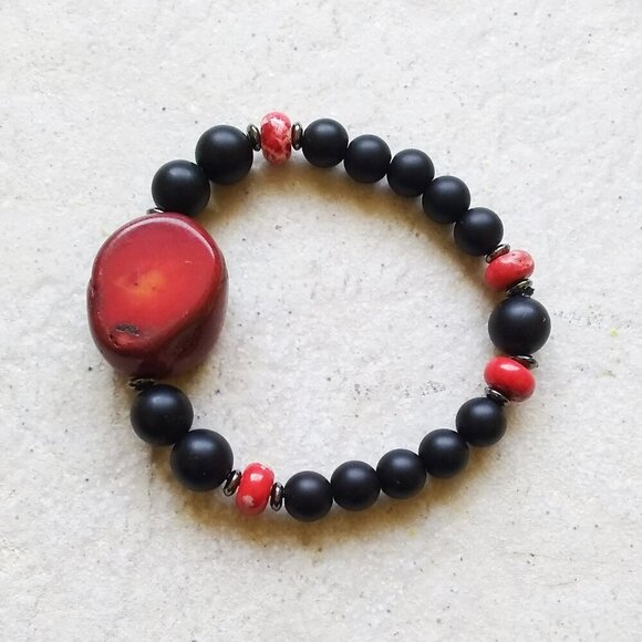 Chunky & Heavy! Genuine Red Sea Coral & Black Stone Beaded Bracelet 6.5-7" Wrist - Picture 4 of 8
